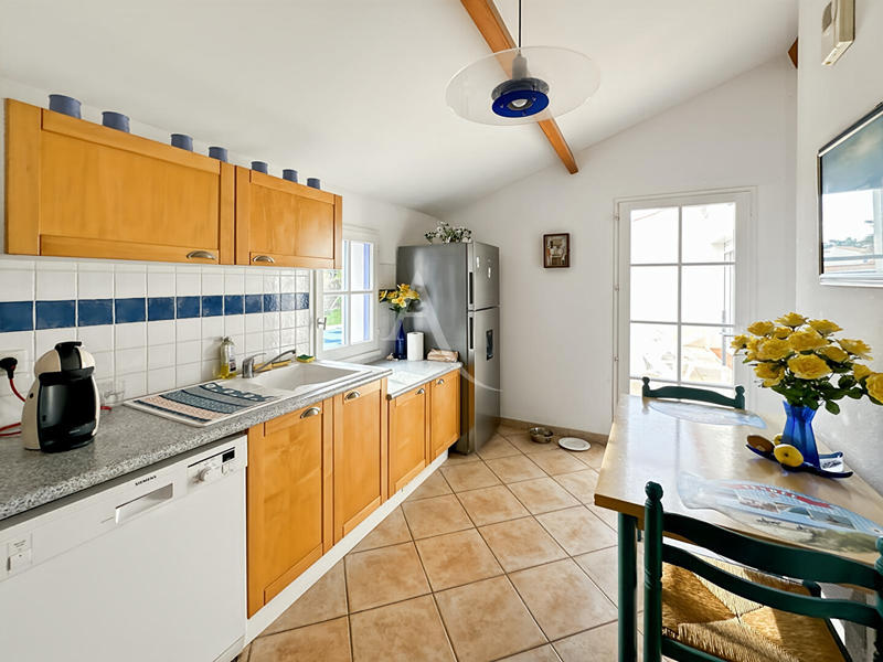 Maison - 99 m² - 4 pièces