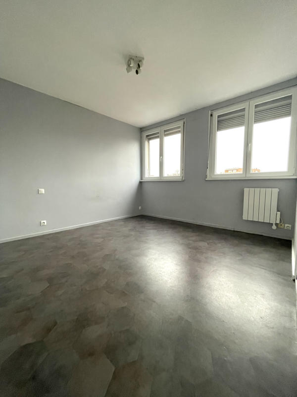 Appartement - 104 m² - 6 pièces