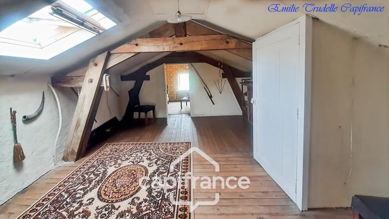 Maison - 208 m² - 8 pièces