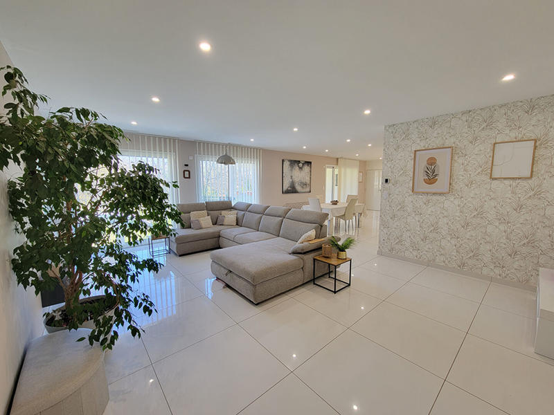 Maison - 165 m² - 7 pièces