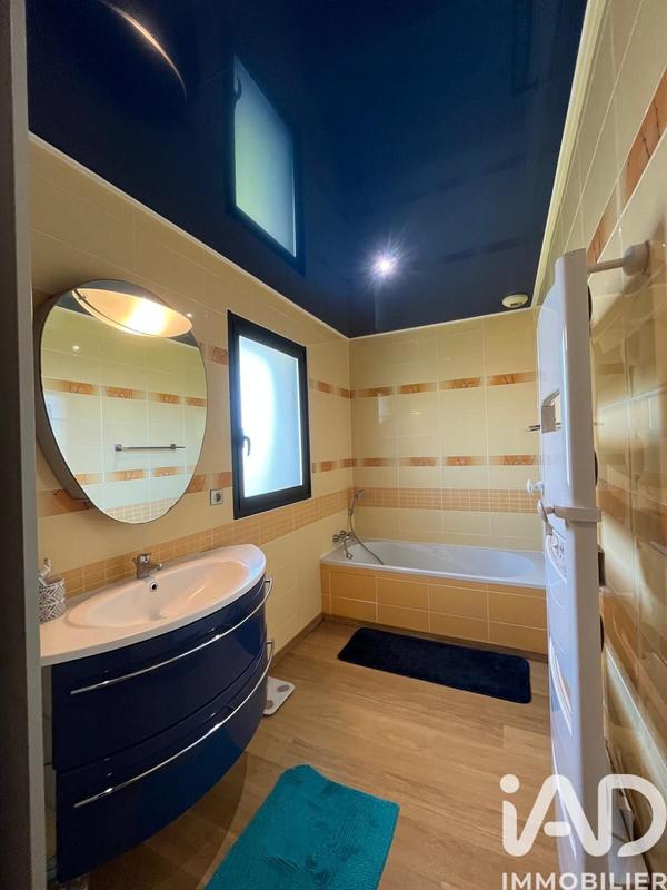 Maison - 190 m² - 7 pièces