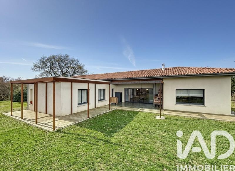 Maison - 190 m² - 7 pièces