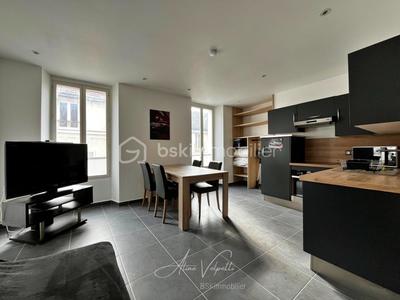 Studio - 25 m² - 1 pièce