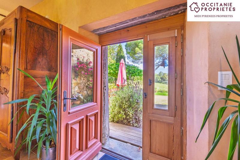 Propriété - 362 m² - 20 pièces