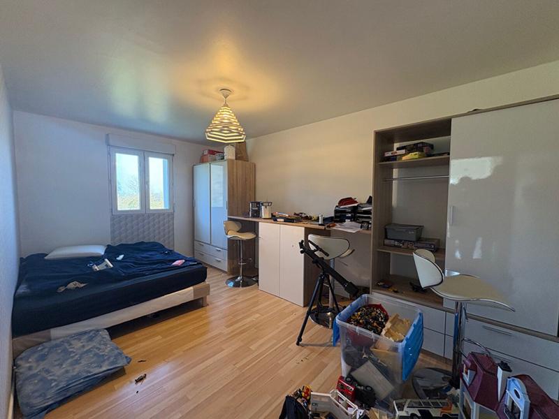 Maison - 201 m² - 8 pièces