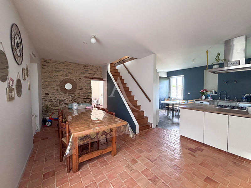 Maison - 120 m² - 6 pièces