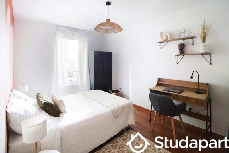 Chambre - 10 m² - 1 pièce