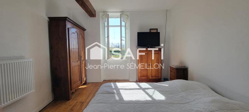 Maison - 222 m² - 8 pièces