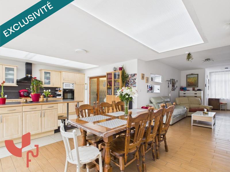 Maison - 110 m² - 4 pièces