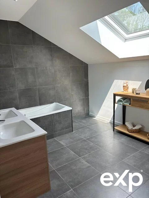 Maison - 87 m² - 4 pièces