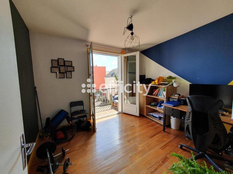 Appartement - 75 m² - 3 pièces