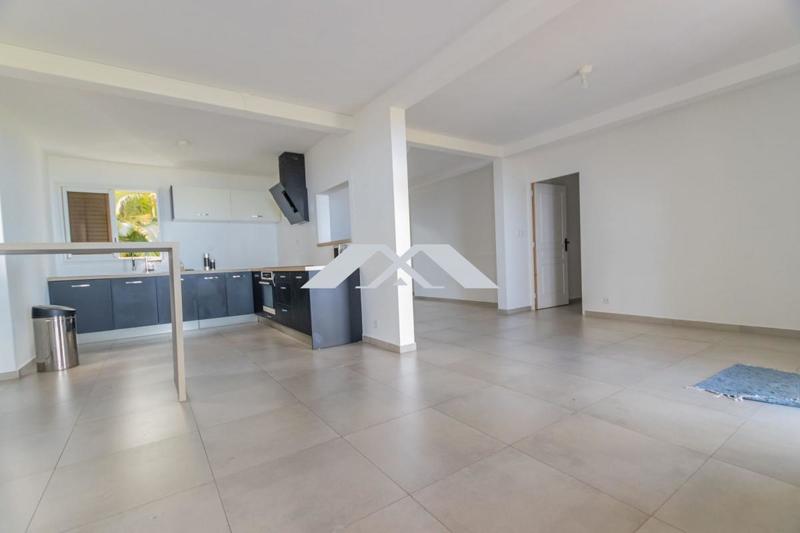 Villa - 115 m² - 5 pièces