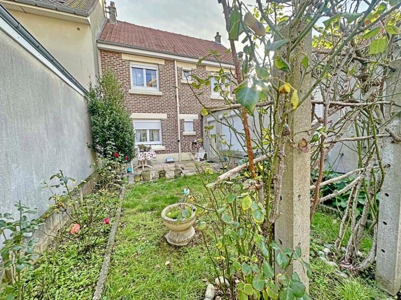 Maison - 89 m² - 4 pièces