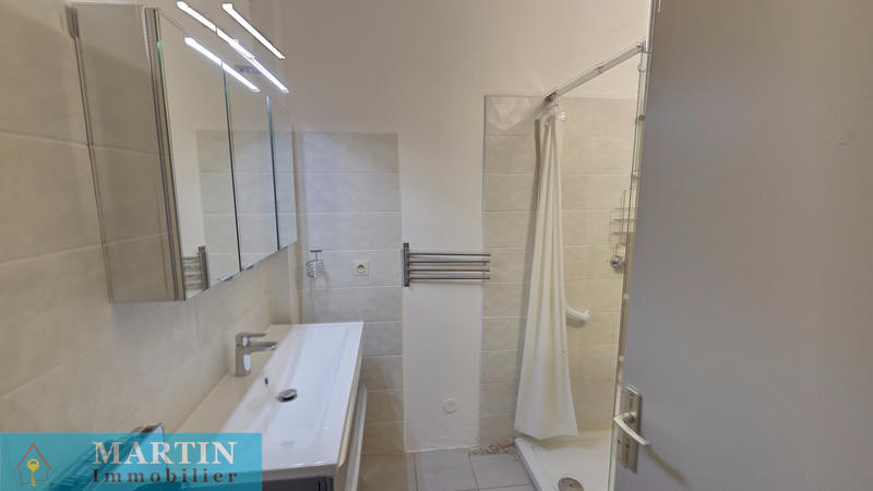 Appartement - 80 m² - 3 pièces