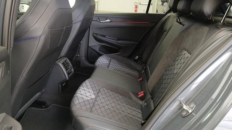 Volkswagen Golf 2.0 tdi 150 dsg7