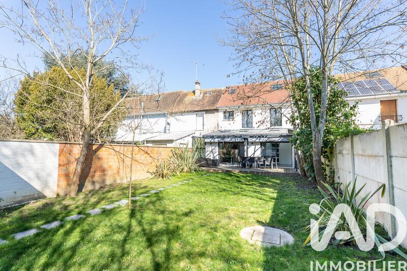 Maison - 110 m² - 5 pièces