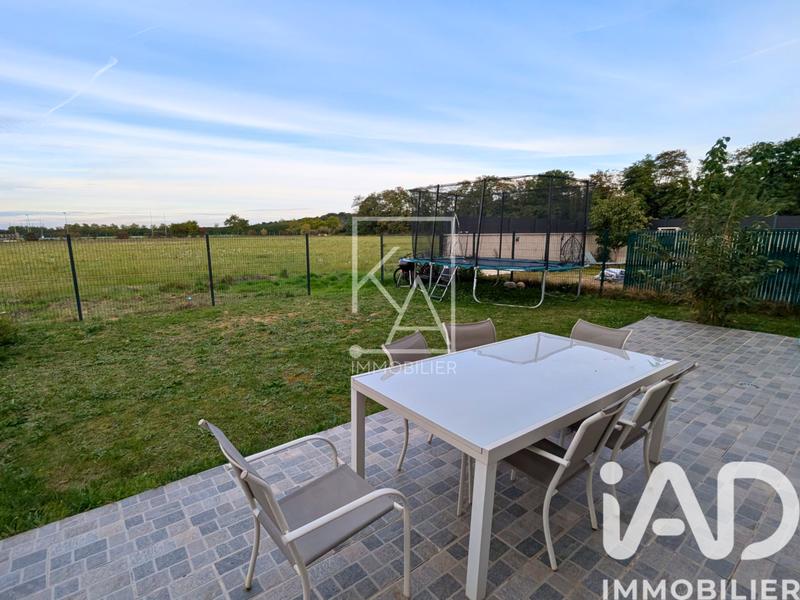 Maison - 122 m² - 4 pièces