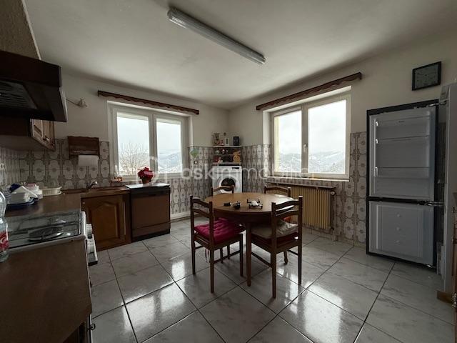 Maison - 117 m² - 6 pièces