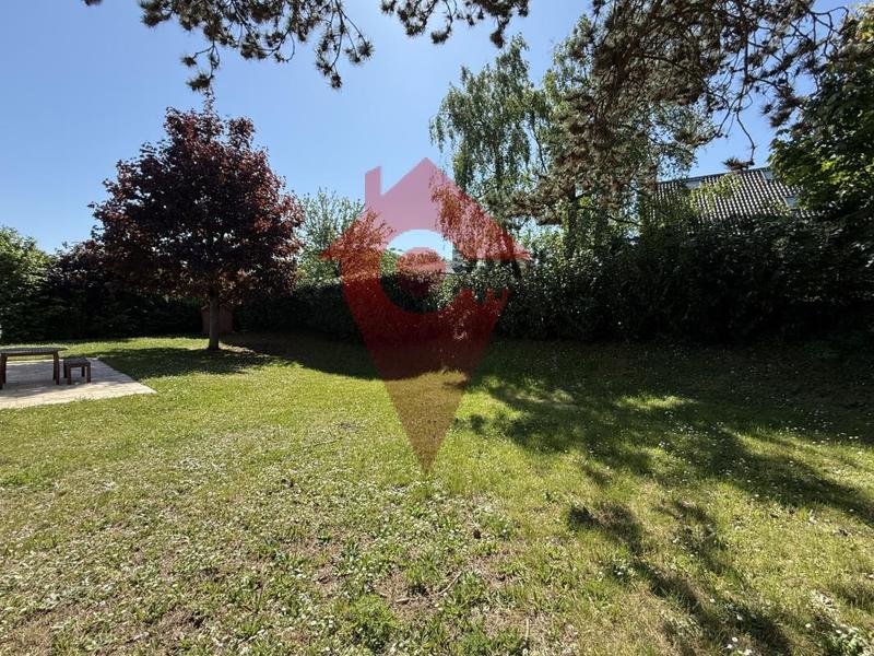 Maison - 194 m² - 8 pièces