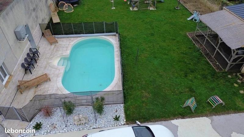 Maison - 429 m² - 20 pièces