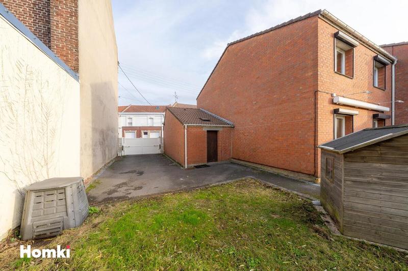 Maison - 104 m² - 6 pièces