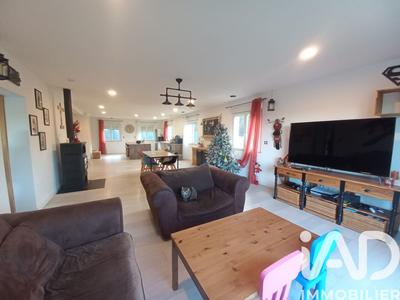 Maison - 320 m² - 8 pièces