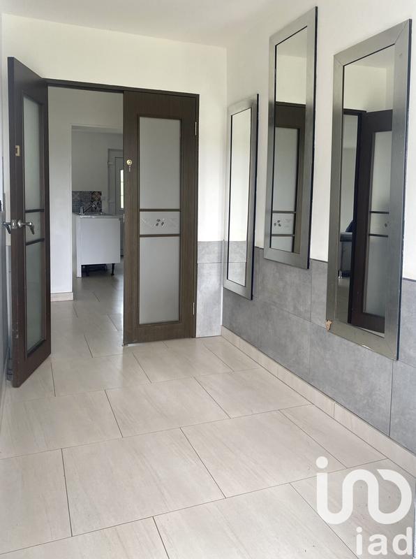 Maison - 250 m² - 11 pièces