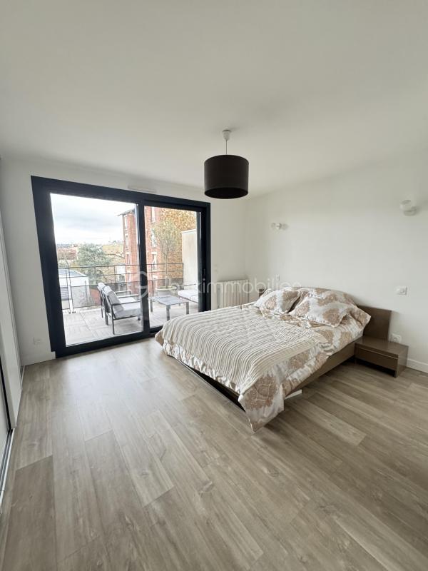 Appartement - 98 m² - 4 pièces