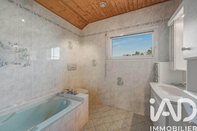 Maison - 152 m² - 5 pièces