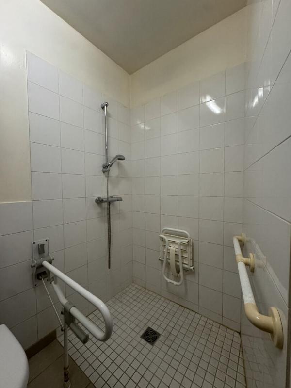 Maison - 205 m² - 7 pièces