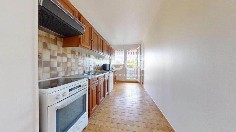 Appartement - 104 m² - 5 pièces