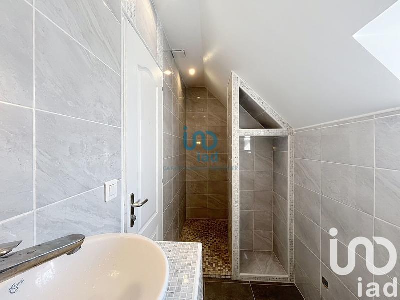 Maison - 174 m² - 7 pièces