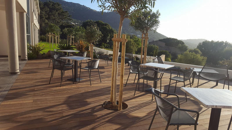 Fonds de commerce - 2 310 m²