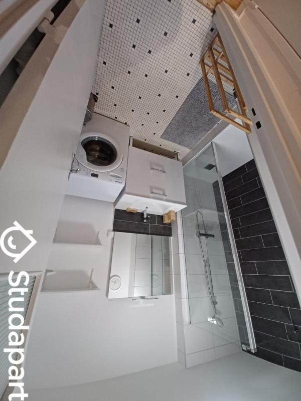 Chambre - 9 m² - 1 pièce