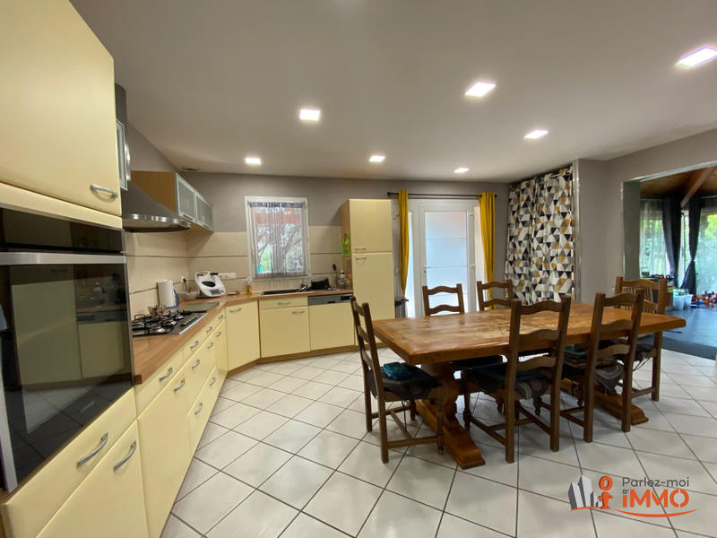 Maison - 150 m² - 6 pièces