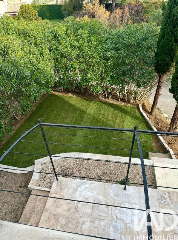 Maison - 93 m² - 5 pièces