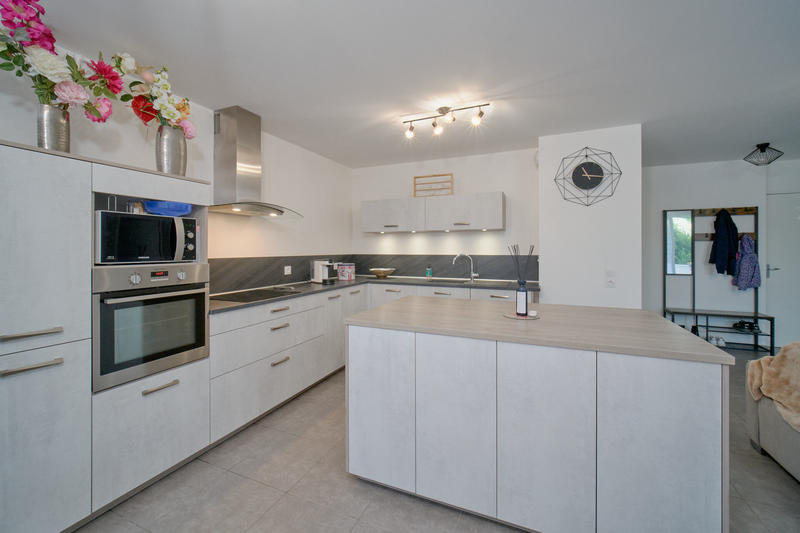 Appartement - 87 m² - 4 pièces