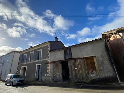 Maison - 136 m² - 4 pièces