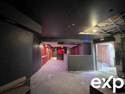 Fonds de commerce - Magasins - 222 m²