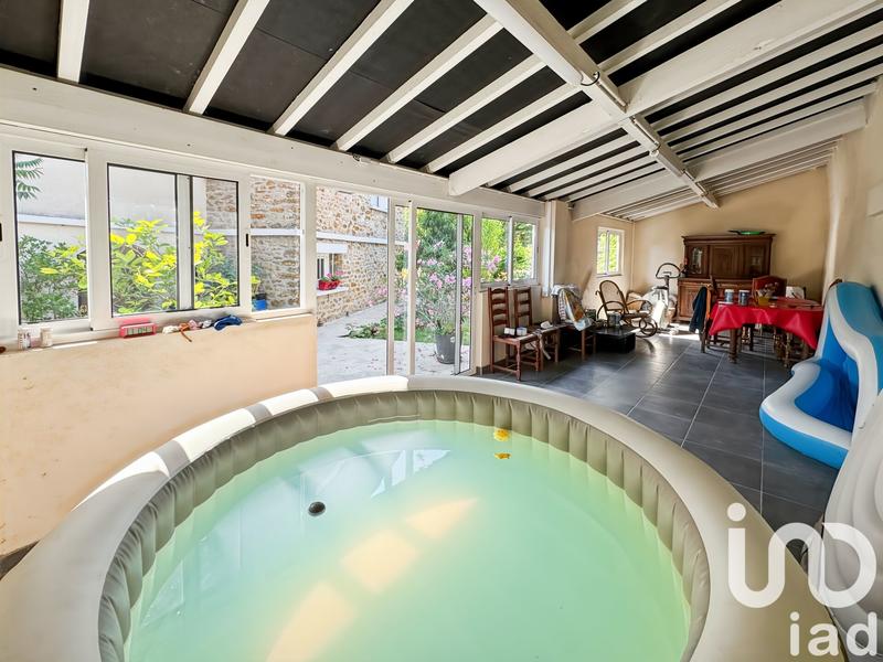 Maison - 104 m² - 6 pièces