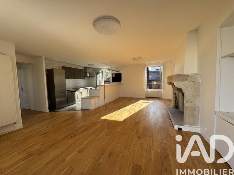 Appartement - 90 m² - 3 pièces