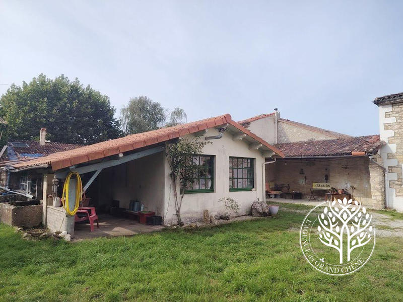 Maison ancienne - 126 m² - 7 pièces