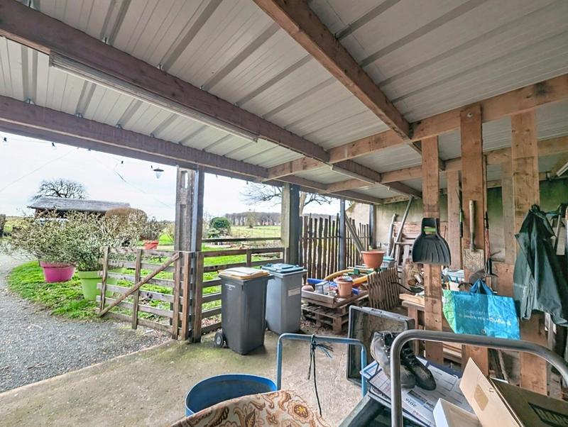 Maison - 122 m² - 6 pièces