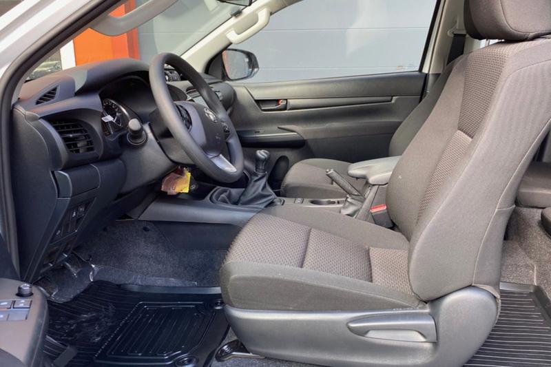 Toyota Hilux 2.8 204 X-Tra Cab le Cap