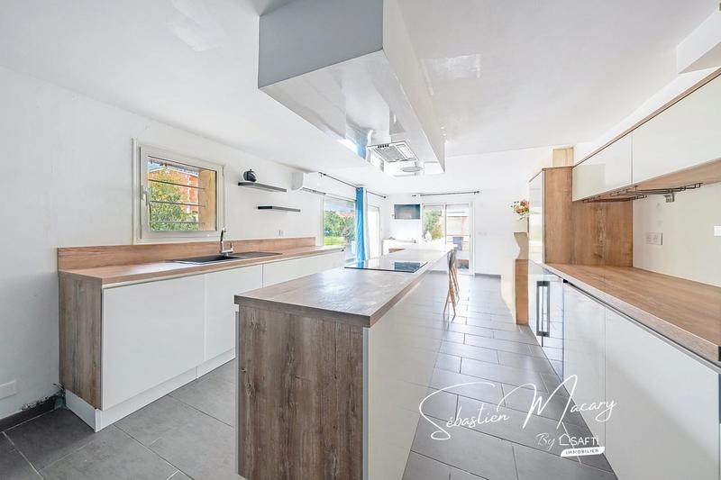 Maison - 168 m² - 7 pièces