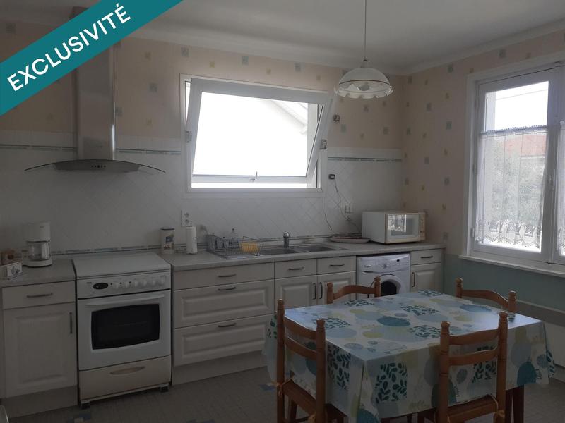 Maison - 94 m² - 5 pièces