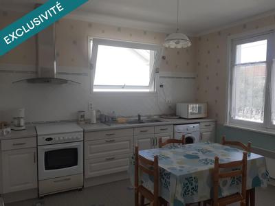 Maison - 94 m² - 5 pièces