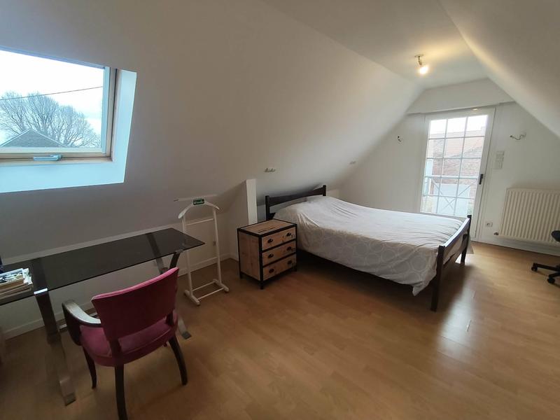 Maison - 140 m² - 8 pièces