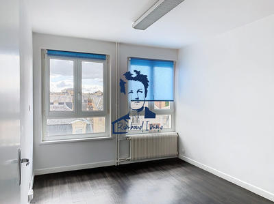 Bureau - 65 m² - 3 pièces