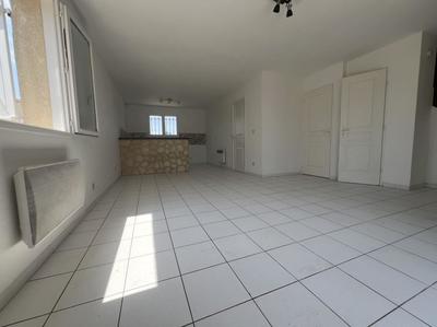 Maison - 91 m² - 5 pièces
